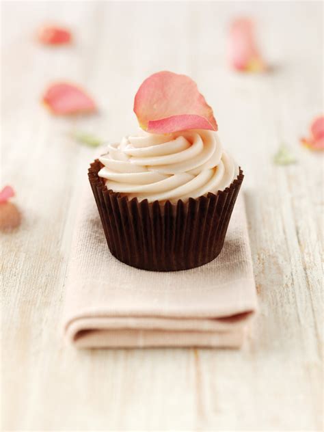 What are the ingredients needed for rosewater cupcakes?